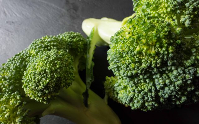 Kräuterseitling und Brokkoli